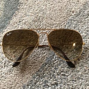 Aviator raybans, authentic